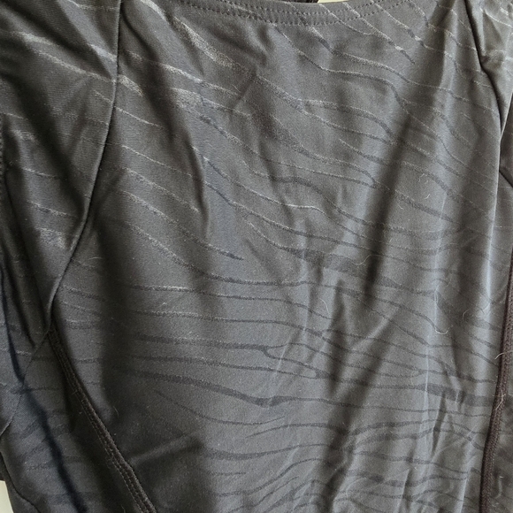 Elegant Black Women's Swimsuit - Picture 3 of 8